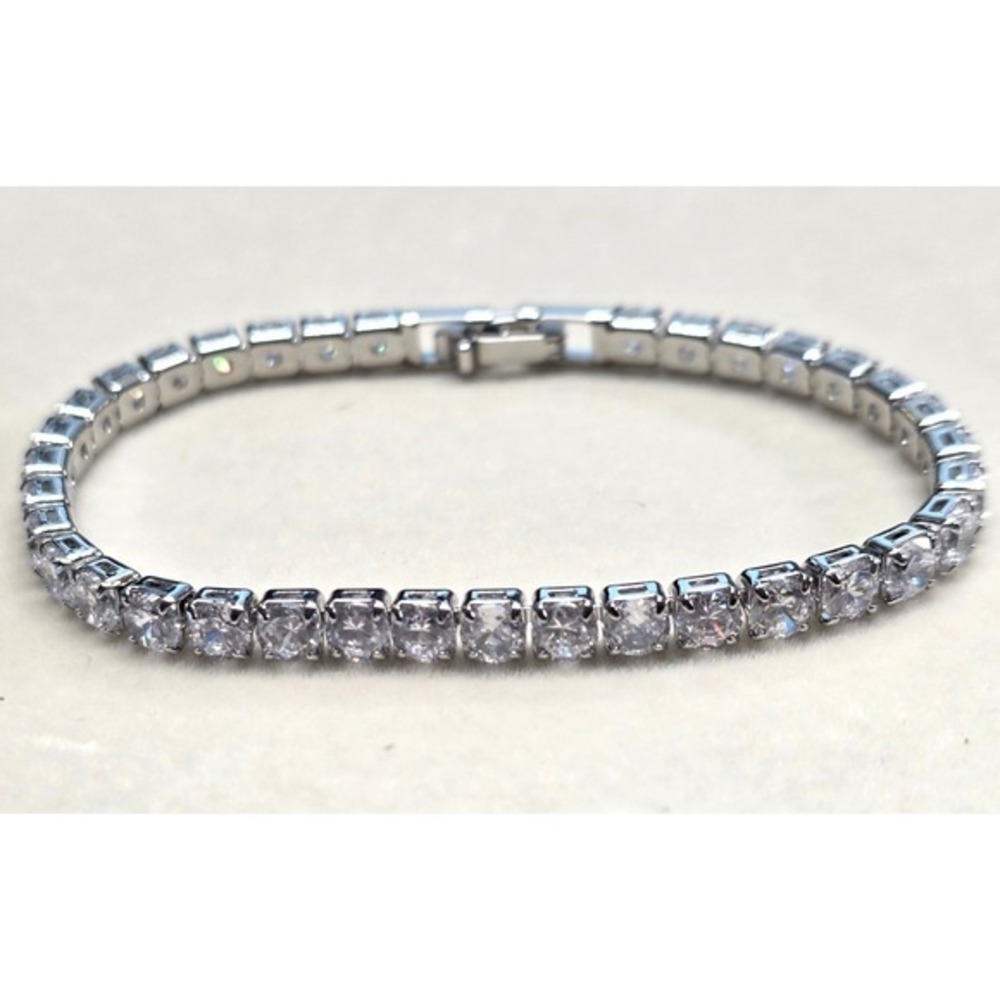 New Tennis Bracelet 7.5 in Silver Plated Round Cut 5A AAAAA CZ Cubic Zirconia